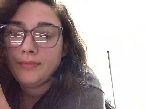 paigeycakes online show from November 12, 2025, 2:48 am