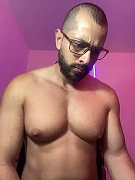 magnumchris online show from March 20, 2026, 11:33 am