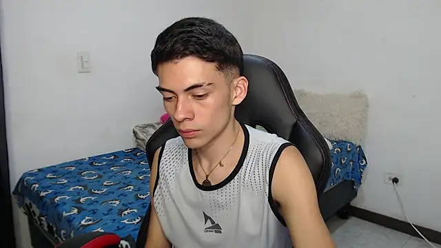 Rimuru17 online show from April 22, 2026, 2:40 am