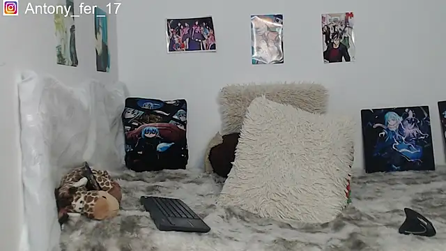 Rimuru17 online show from February 3, 2026, 6:40 am