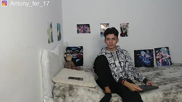 Rimuru17 online show from February 1, 2026, 3:38 am