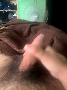 Snapshot of Eduardo_211205 chatting on October 28, 2025, 2:05 pm Eduardo 211205 online show from October 28, 2025, 2:05 pm