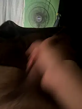 Snapshot of Eduardo_211205 chatting on October 8, 2025, 2:18 pm Eduardo 211205 online show from October 8, 2025, 2:18 pm