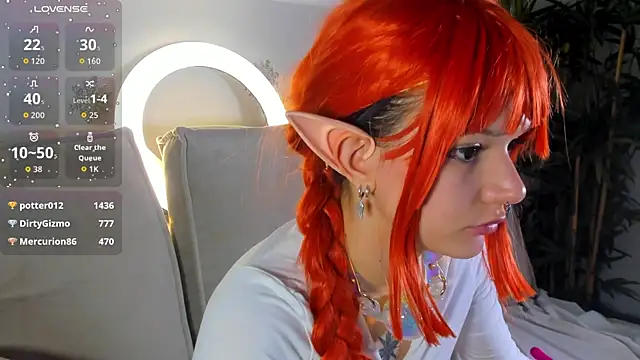 Snapshot of Molly_Platt chatting on December 1, 2025, 9:26 pm Molly Platt online show from December 1, 2025, 9:26 pm