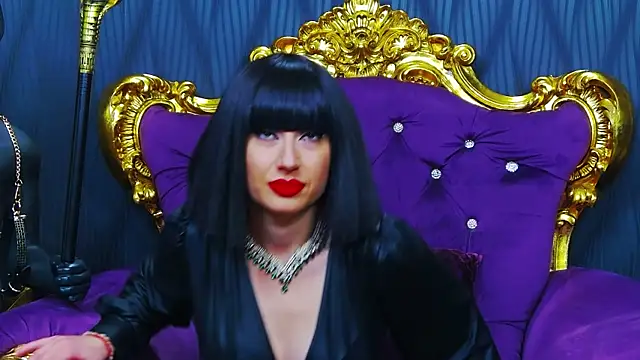 Snapshot of LaraMaeve chatting on October 26, 2025, 6:03 am LaraMaeve online show from October 26, 2025, 6:03 am