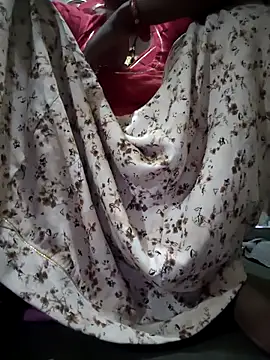 aunty sumy online show from April 13, 2026, 1:37 pm