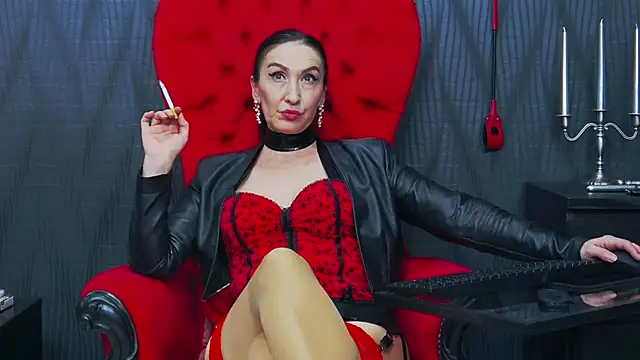 Snapshot of MistressDora chatting on February 12, 2026, 1:44 pm MistressDora online show from February 12, 2026, 1:44 pm