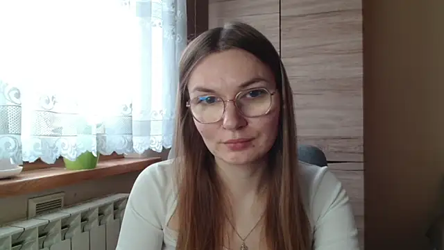 Snapshot of LooveELLYx chatting on October 28, 2025, 7:29 am LooveELLYx online show from October 28, 2025, 7:29 am