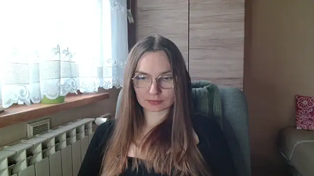 Snapshot of LooveELLYx chatting on November 25, 2025, 7:30 am LooveELLYx online show from November 25, 2025, 7:30 am