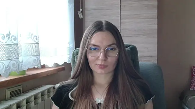 LooveELLYx online show from December 21, 2025, 7:32 am