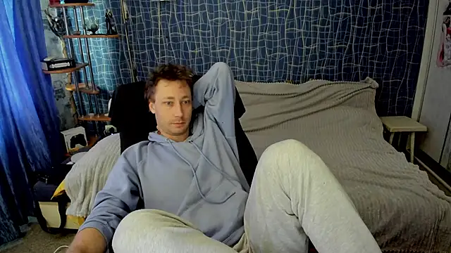 CuteBoy228 online show from May 17, 2026, 10:26 am