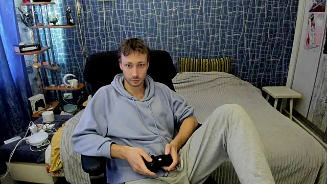 CuteBoy228 online show from April 15, 2026, 11:38 am