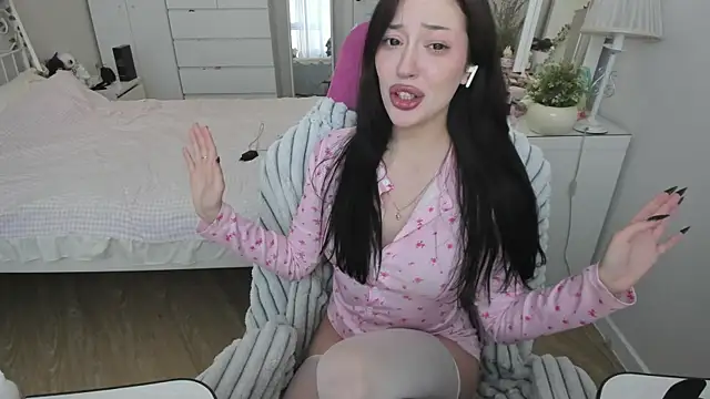 Snapshot of saadnesstyan chatting on December 5, 2025, 6:12 am saadnesstyan online show from December 5, 2025, 6:12 am