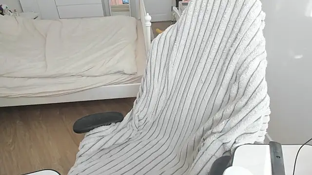 Snapshot of saadnesstyan chatting on January 18, 2026, 8:29 am saadnesstyan online show from January 18, 2026, 8:29 am