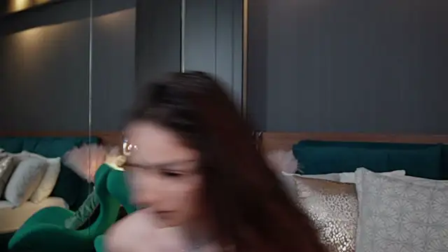 Snapshot of EmilyTrix chatting on May 8, 2026, 5:17 pm EmilyTrix online show from May 8, 2026, 5:17 pm