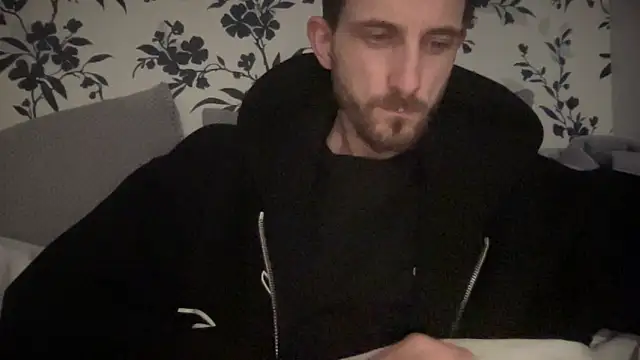 Big8inchUncutCock online show from April 8, 2026, 7:15 pm