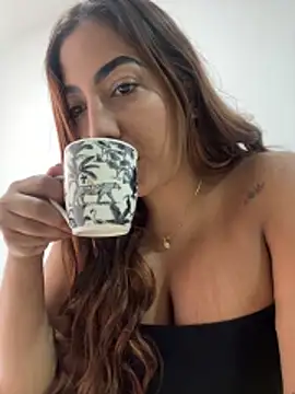 Karlla Brown online show from April 5, 2026, 4:13 pm