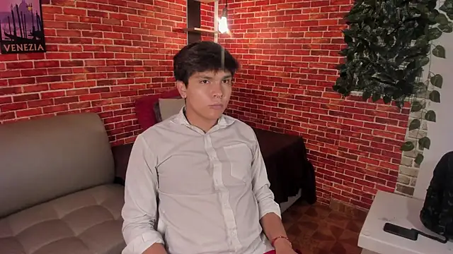 Thiago Kozak online show from July 21, 2026, 1:34 pm