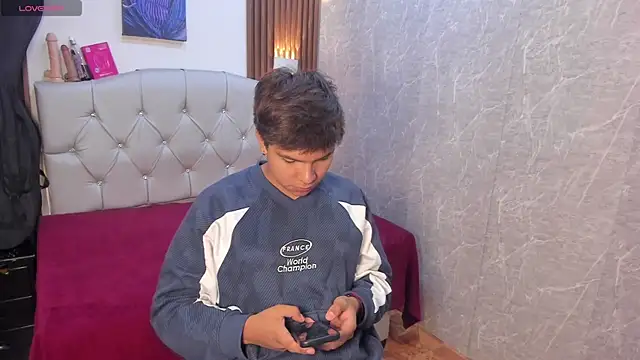 Thiago Kozak online show from June 4, 2026, 3:38 pm
