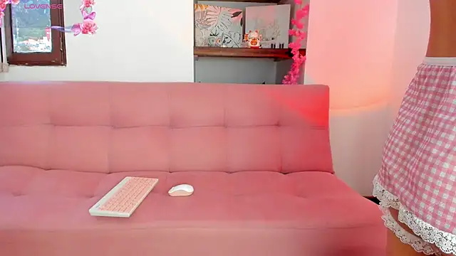 Danesacronin online show from October 3, 2025, 10:44 pm