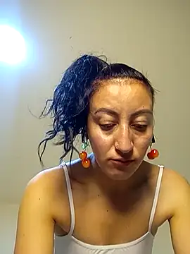 Oriana111 online show from March 11, 2026, 2:33 pm