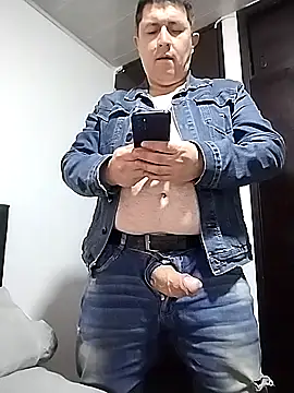 BigCristh79 online show from September 11, 2025, 1:55 pm