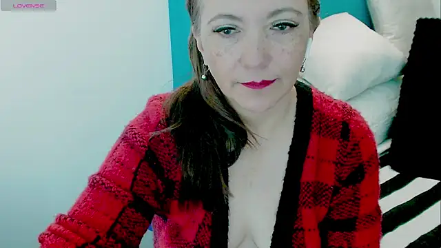 Kendraline1 online show from June 2, 2026, 10:32 pm