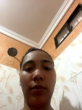 Snapshot of effie_castroo chatting on December 14, 2025, 7:19 pm effie castroo online show from December 14, 2025, 7:19 pm