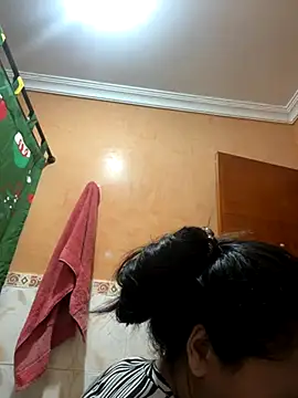 Snapshot of effie_castroo chatting on October 26, 2025, 3:40 am effie castroo online show from October 26, 2025, 3:40 am