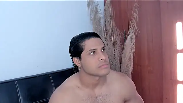 Evansdark1 online show from November 13, 2025, 9:30 pm