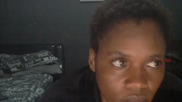 sexythae32 online show from November 14, 2025, 6:33 pm