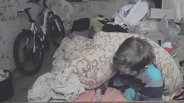 makarov1993 online show from October 21, 2025, 5:40 am