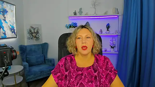 Snapshot of NinaStarle chatting on November 9, 2025, 4:38 am NinaStarle online show from November 9, 2025, 4:38 am