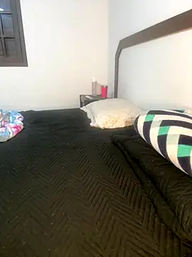 Snapshot of Casalmasc chatting on September 22, 2025, 4:24 pm Casalmasc online show from September 22, 2025, 4:24 pm