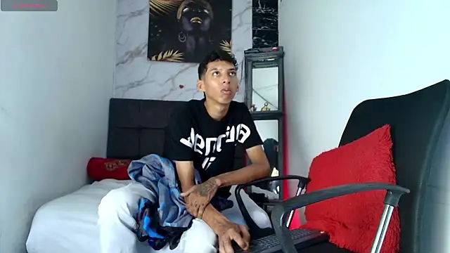 afrodita n ares online show from November 10, 2025, 8:25 pm