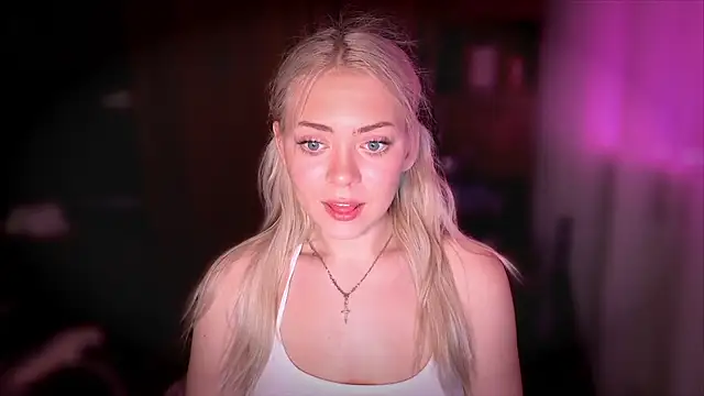 Snapshot of AliceOceanEye chatting on October 30, 2025, 4:59 pm AliceOceanEye online show from October 30, 2025, 4:59 pm