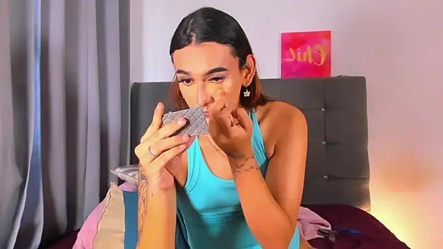 Camila hot ts online show from September 14, 2025, 10:21 pm