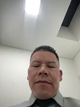 Snapshot of Manu0586 chatting on February 8, 2026, 6:11 am Manu0586 online show from February 8, 2026, 6:11 am