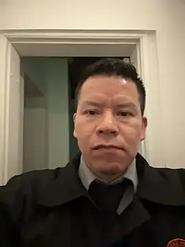 Snapshot of Manu0586 chatting on November 21, 2025, 12:31 am Manu0586 online show from November 21, 2025, 12:31 am