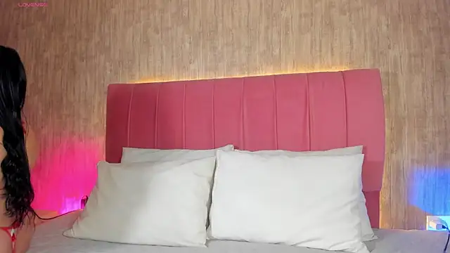 Snapshot of Kendra_kobein chatting on November 14, 2025, 7:50 pm Kendra kobein online show from November 14, 2025, 7:50 pm