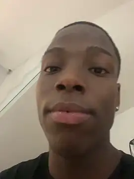 Snapshot of CharlesBrown_ chatting on November 14, 2025, 11:58 am CharlesBrown online show from November 14, 2025, 11:58 am