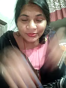 couple 71 online show from December 4, 2025, 5:06 am