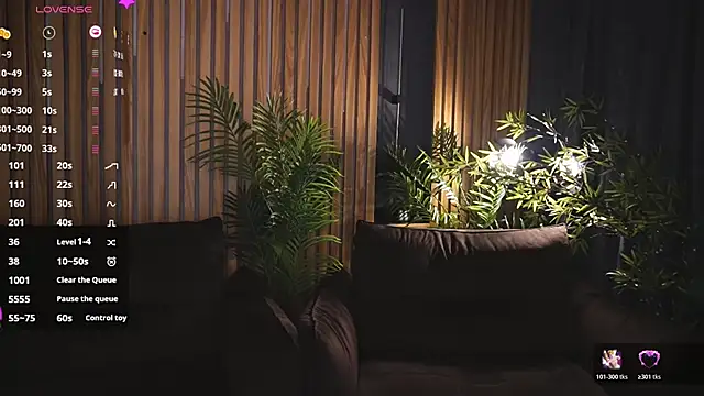 OceanEyessss  online show from October 30, 2025, 8:50 pm