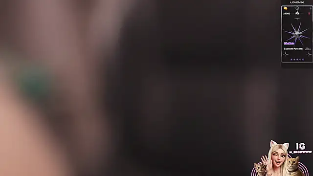 Snapshot of Miila_snow chatting on November 26, 2025, 5:35 pm Miila snow online show from November 26, 2025, 5:35 pm