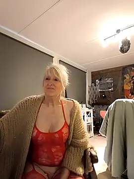 SexyKato001 online show from November 19, 2025, 8:36 am