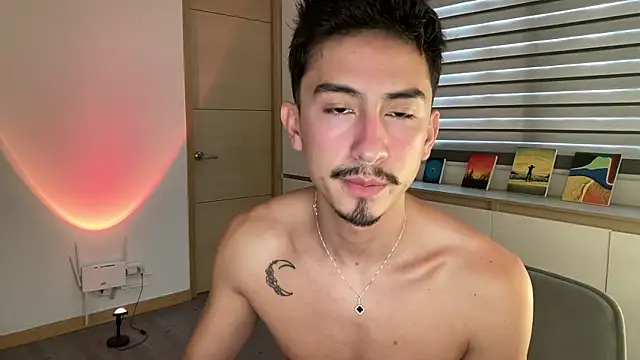 Snapshot of sweettaaron01 chatting on November 12, 2025, 5:06 pm sweettaaron01 online show from November 12, 2025, 5:06 pm