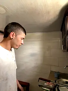 Maiki Foxx online show from October 25, 2025, 7:58 pm