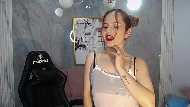 Snapshot of mady0619_ch chatting on November 18, 2025, 11:02 am mady0619 ch online show from November 18, 2025, 11:02 am