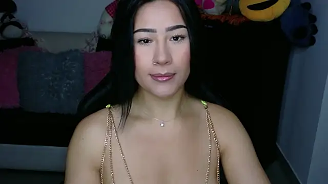 Snapshot of evelyn_ch_ chatting on November 4, 2025, 11:03 am evelyn ch online show from November 4, 2025, 11:03 am