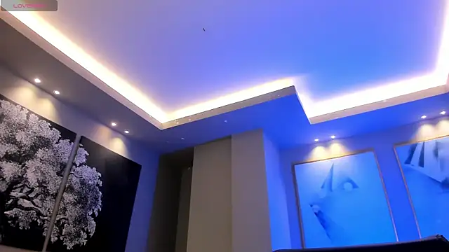 IsabellaMoreau online show from October 26, 2025, 6:19 pm